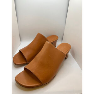 NWT Mansur Gavriel Brown Leather Mules Size 9
